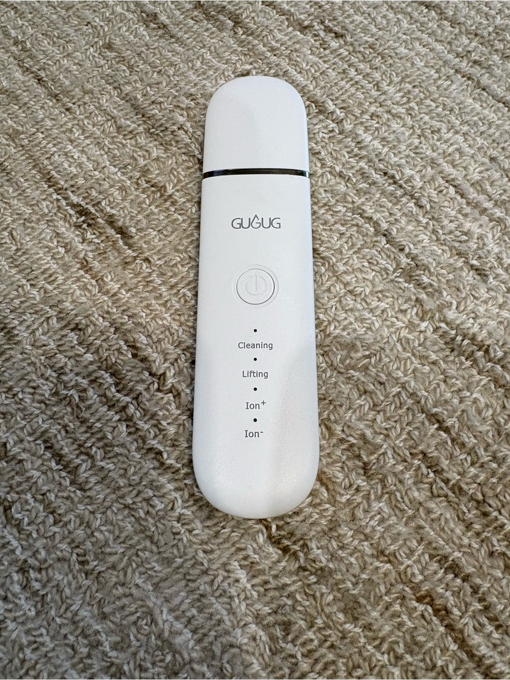 GUGUG White Ultrasonic Skin Scrubber